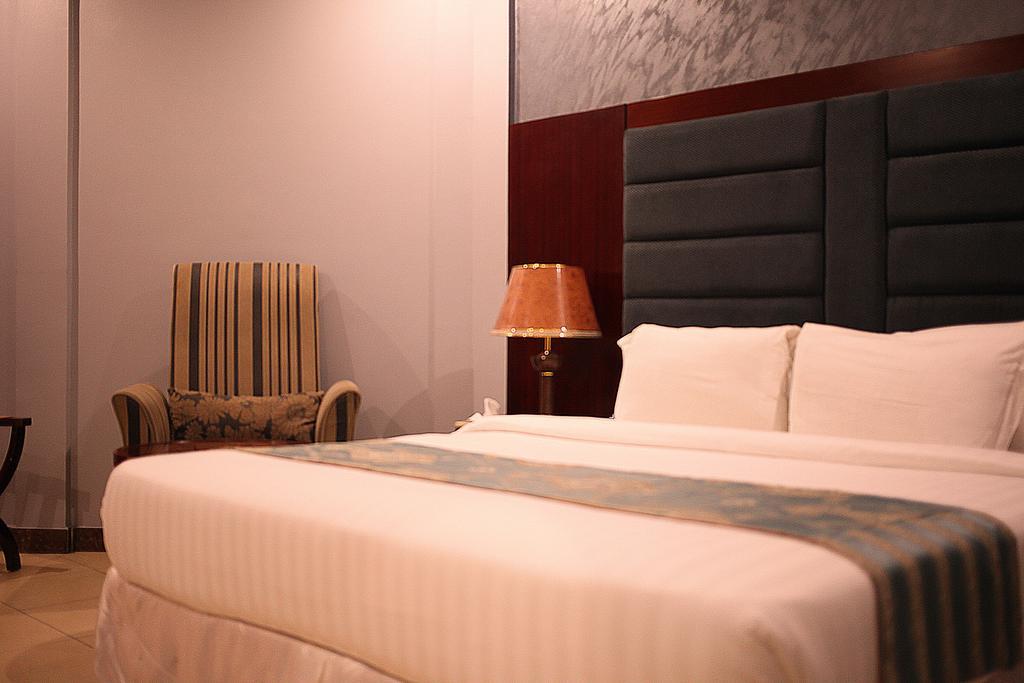 Beatrice Hotel Kinshasa Eksteriør bilde