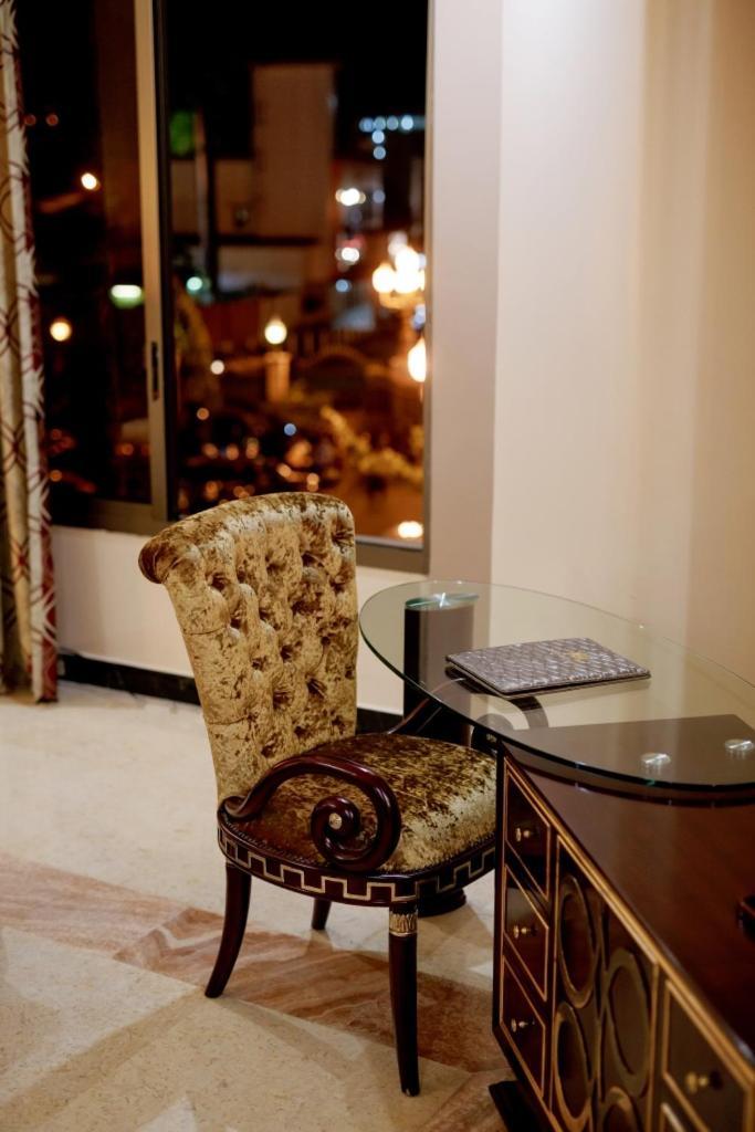 Beatrice Hotel Kinshasa Eksteriør bilde